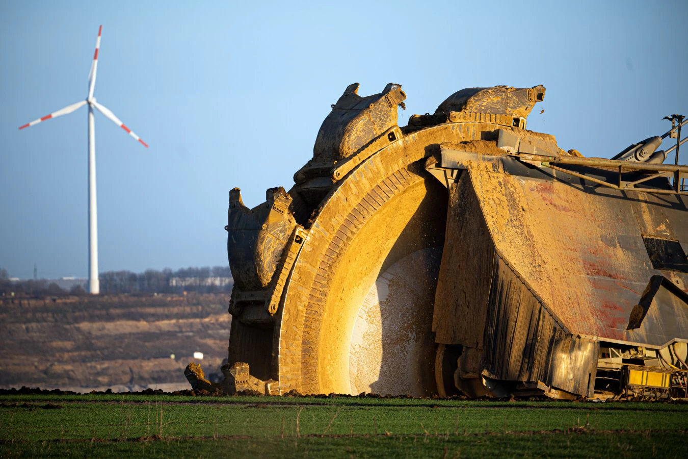 Braunkohlebagger im Tagebau Garzweiler westlich von Köln.
