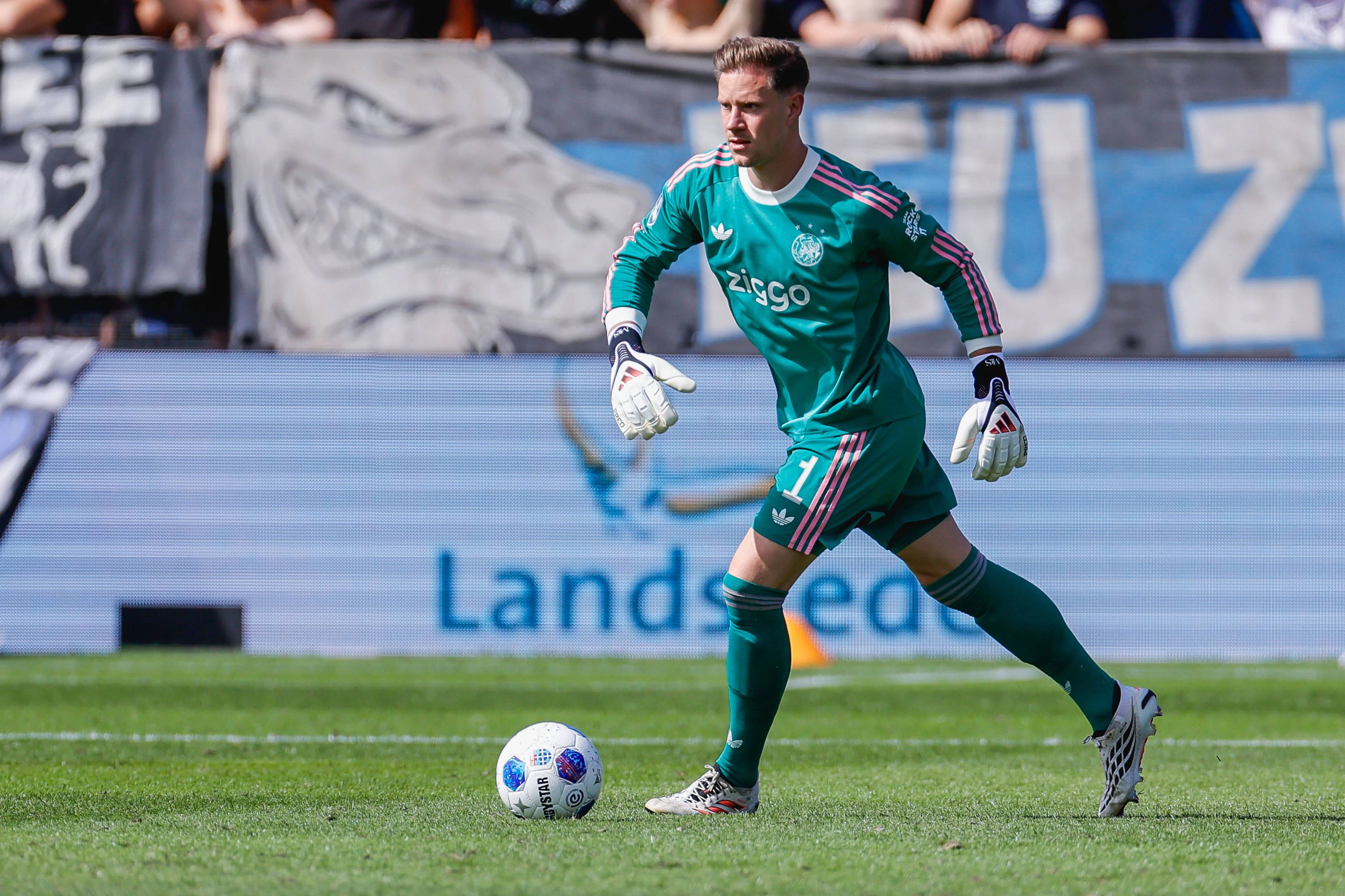 Ihr könnt mich Marc nennen: Bei Ajax verzichtet Torhüter ter Stefen auf seinen zweiten Vornamen André.
